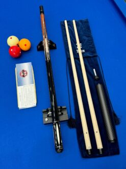 Cơ bida Adam Musashi UYN