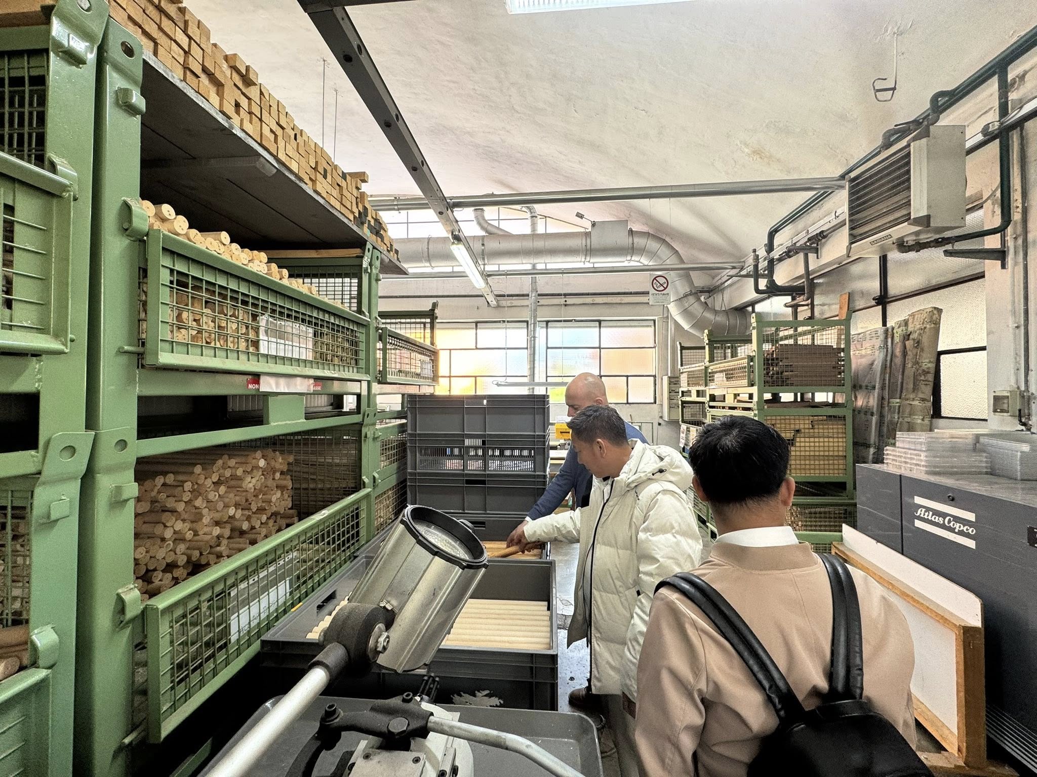 Bilavi Group có chuyến tham quan nhà máy của Longoni Cues 5