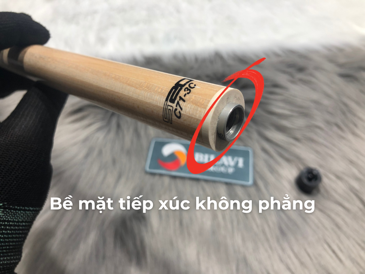 Cán thẳng và ngọn cơ bida thẳng nhưng ghép vào không thẳng? 1